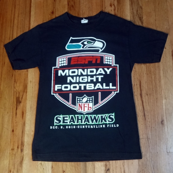 Seattle Seahawks MNF 12th Fan Space Needle t shirt - Picture 2 of 6